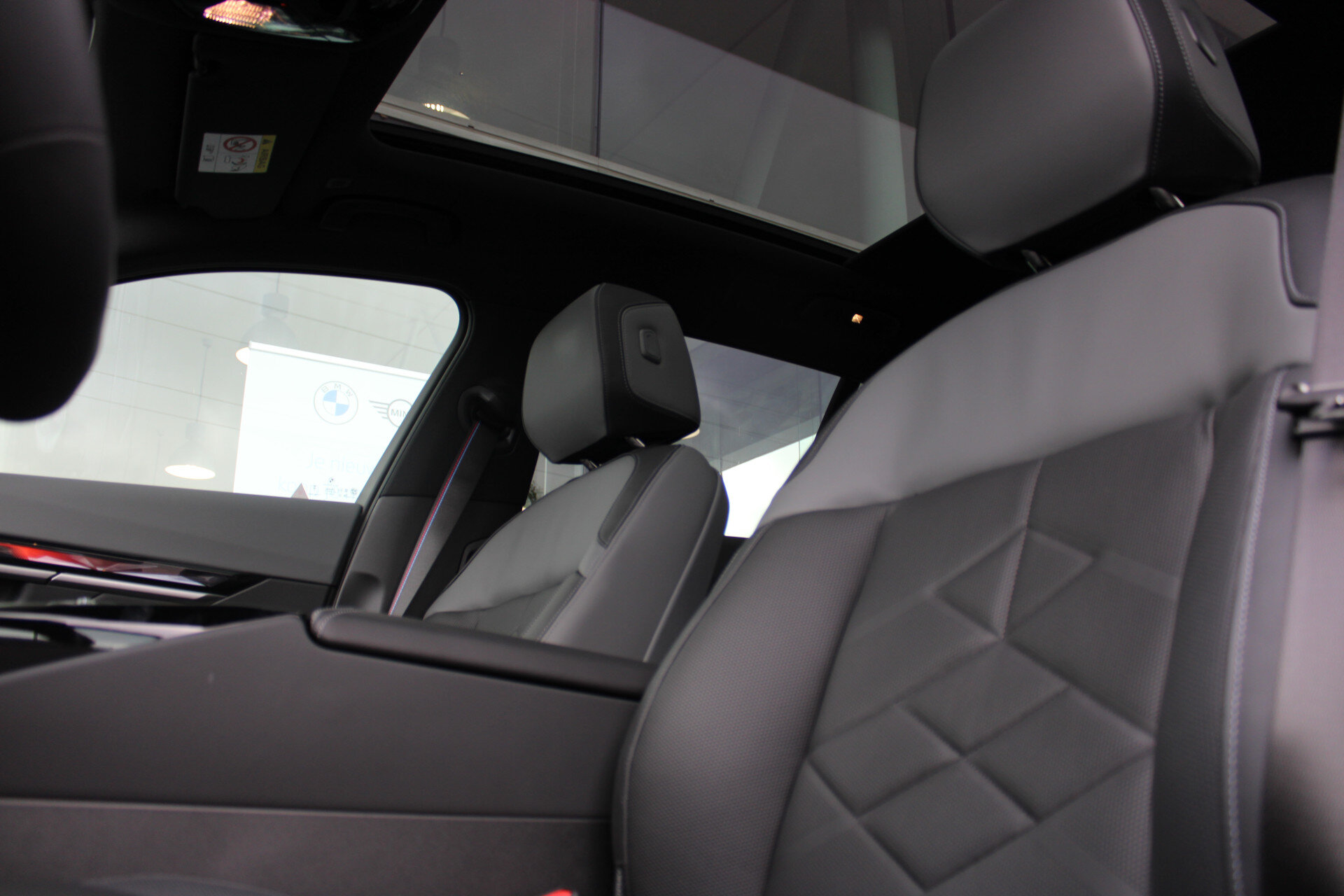 BMW 5 Serie Touring 530e M Sport Automaat - Afbeelding 4