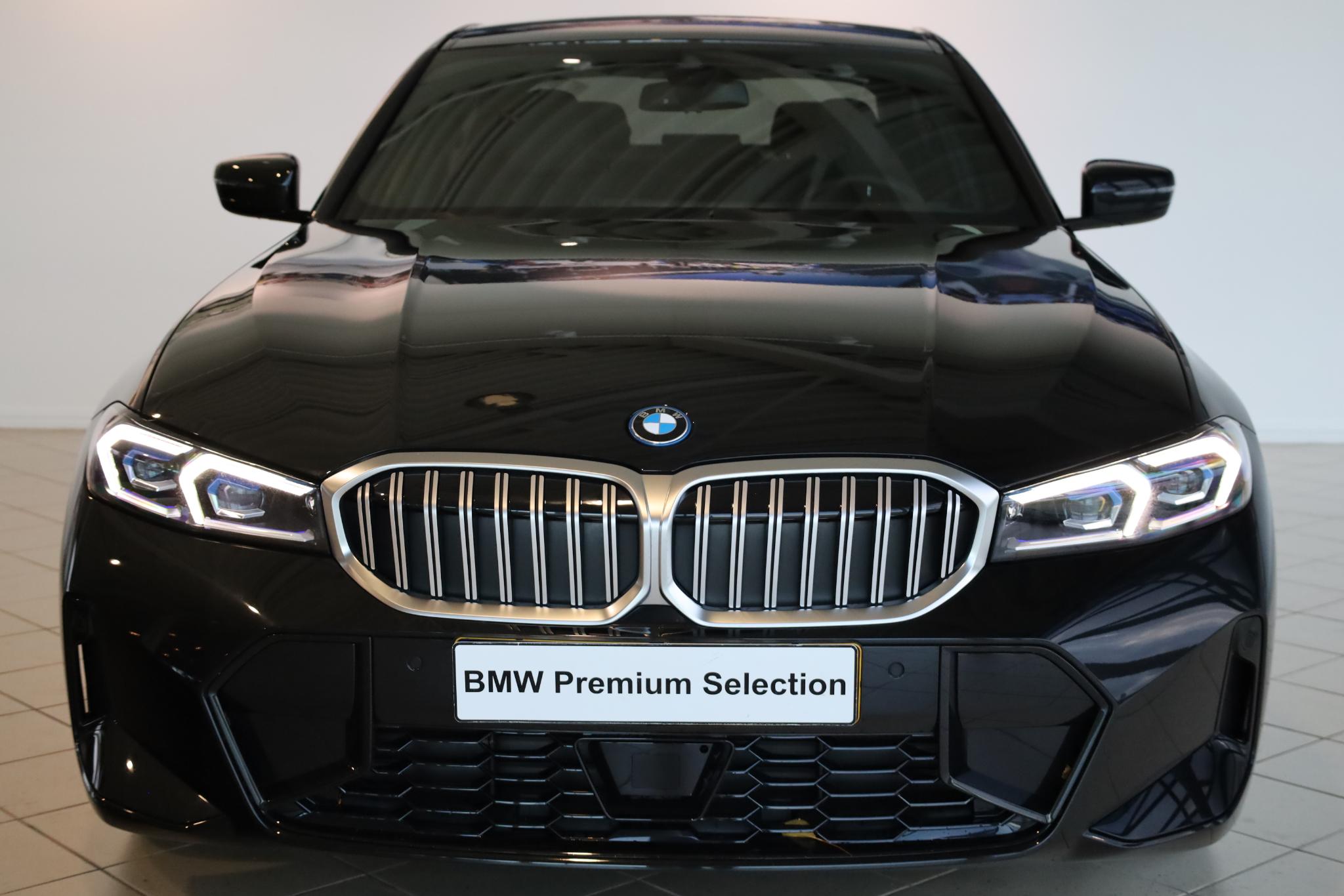 BMW 3 Serie 330e Sedan - Afbeelding 4