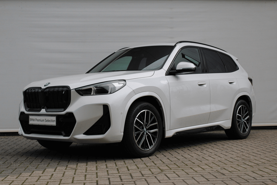 BMW iX1 xDrive30 M Sport - Afbeelding 1