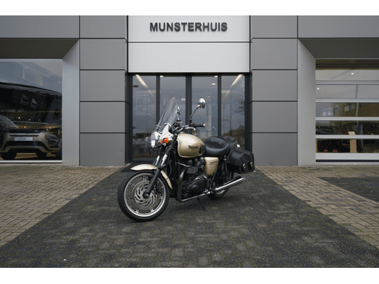 Triumph Bonneville T100