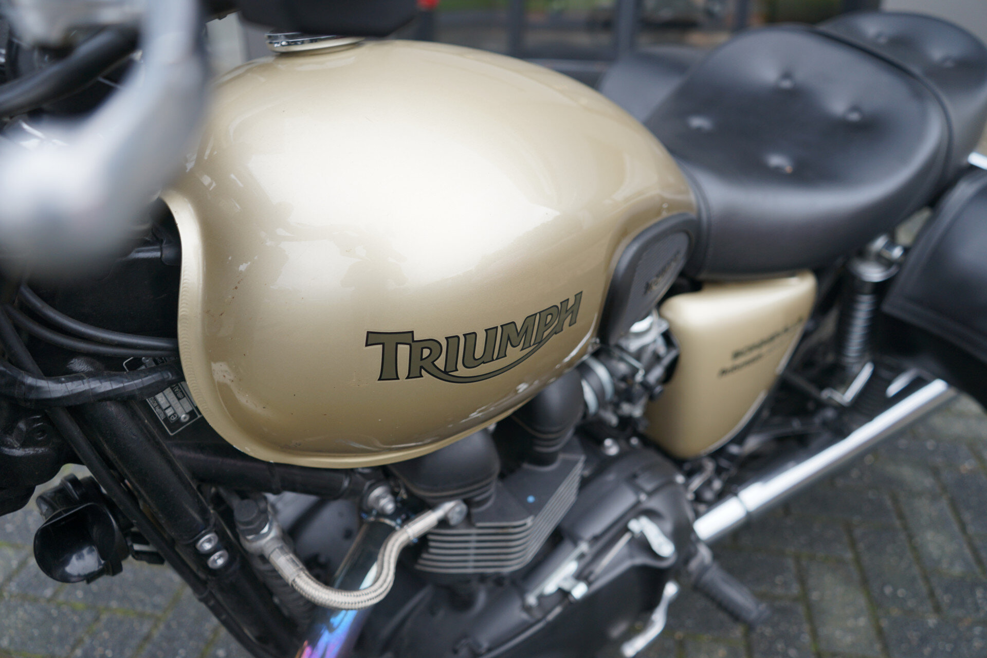 Triumph Bonneville T100 - Afbeelding 2