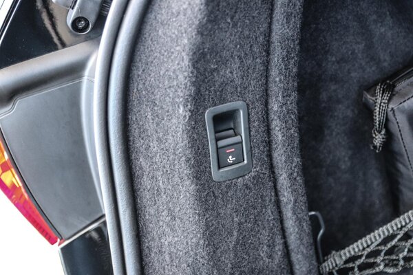 trekhaak wegklapbaar