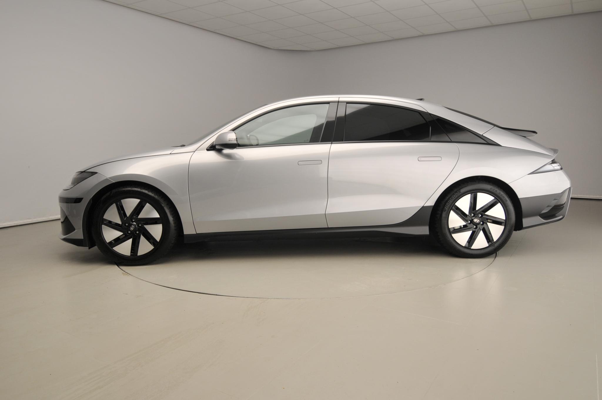 Hyundai IONIQ 6 Connect 77.4 kWh - Afbeelding 2