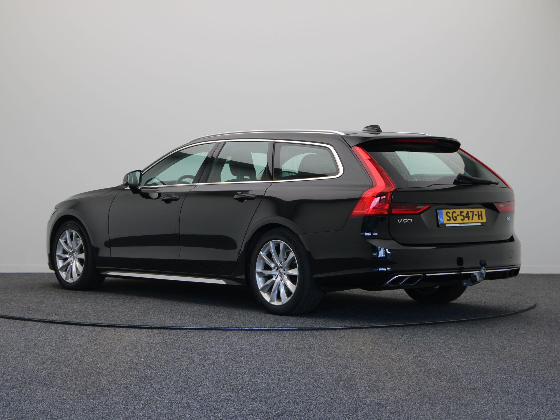 Volvo V90 2.0 T4 Momentum - Afbeelding 3