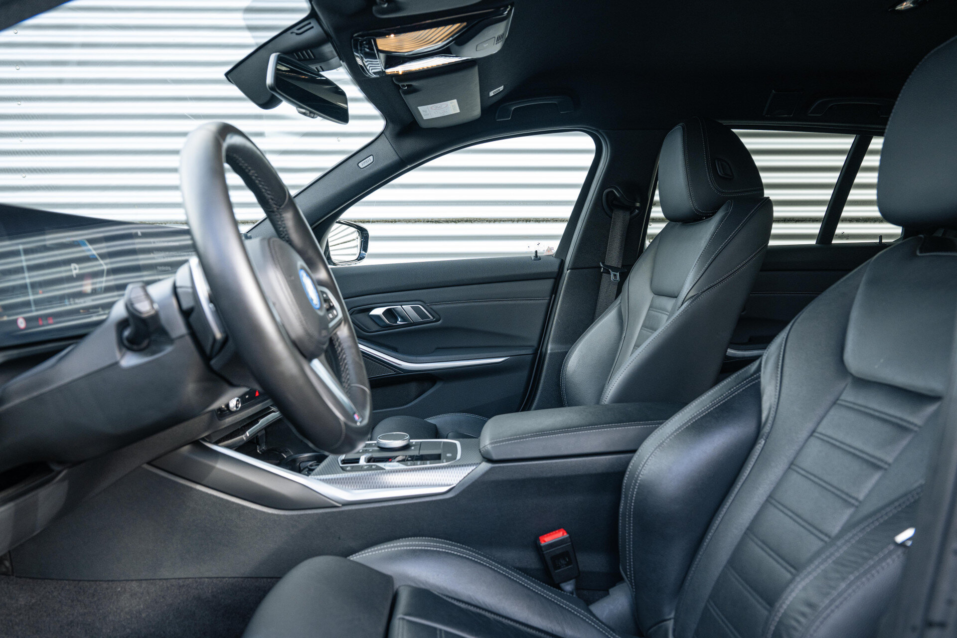 BMW 3 Serie Touring 320e M Sport Automaat - Afbeelding 4