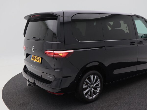 elektrisch bedienbare achterklep met sensorsturing