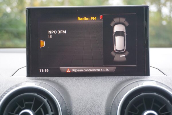 parkeersensor voor en achter parkeersensor voor en achter