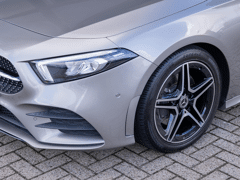 Mercedes-Benz A-Klasse Limousine 220 Premium - Afbeelding 5