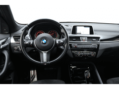 BMW X1 sDrive18i Executive | M-Sport | afn. Trekhaak | Panoramadak | - Afbeelding 3