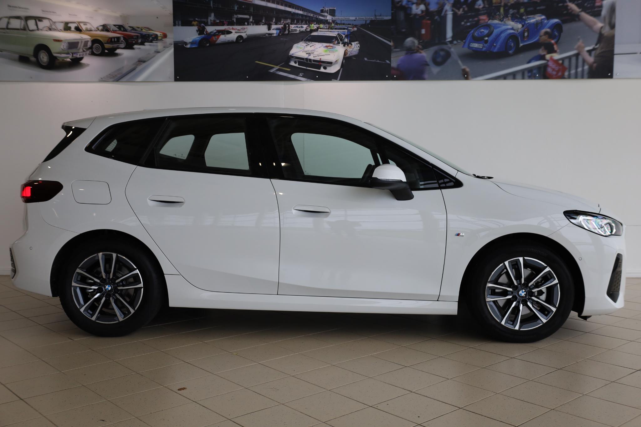 BMW 2 Serie Active Tourer 220i - Afbeelding 3
