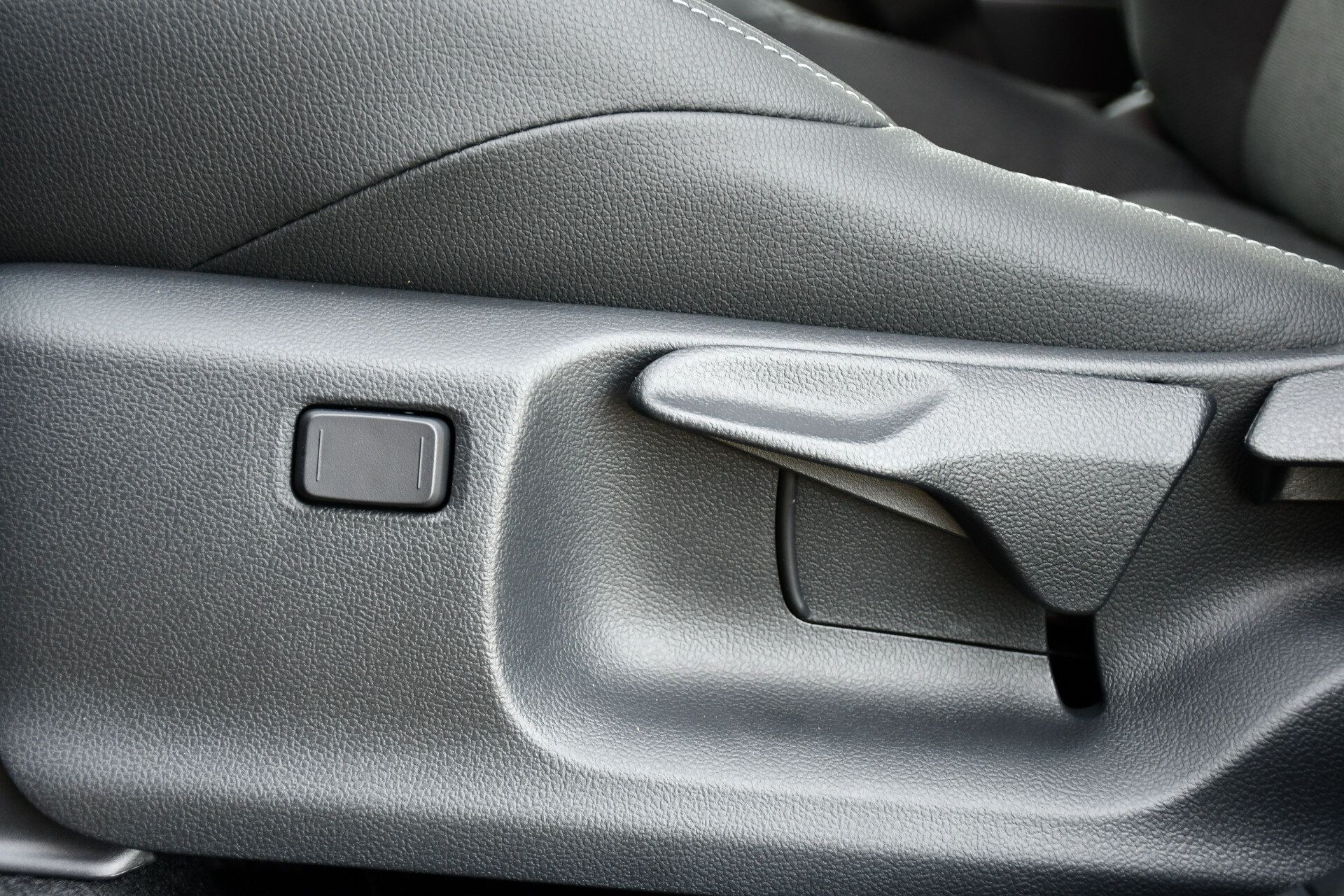 Toyota Yaris Cross 1.5 Hybrid 130 Executive Automaat 130Pk - Afbeelding 3