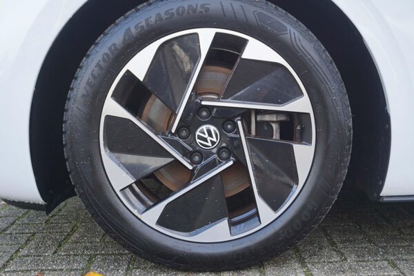 lichtmetalen velgen 18" lichtmetalen velgen 18"