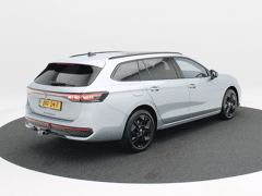 Volkswagen Passat Variant 1.5 eHybrid 272 Pk Automaat R-Line Edition - Afbeelding 2