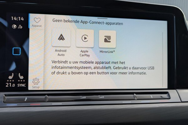 Apple Carplay/Android Auto