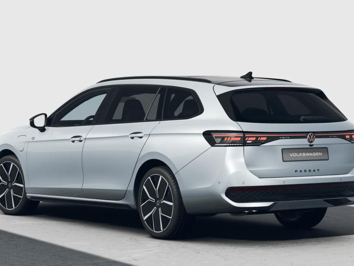 Volkswagen Passat Variant R-Line Edition 1.5 eHybrid 150 kW / 204 PK Variant - Afbeelding 3