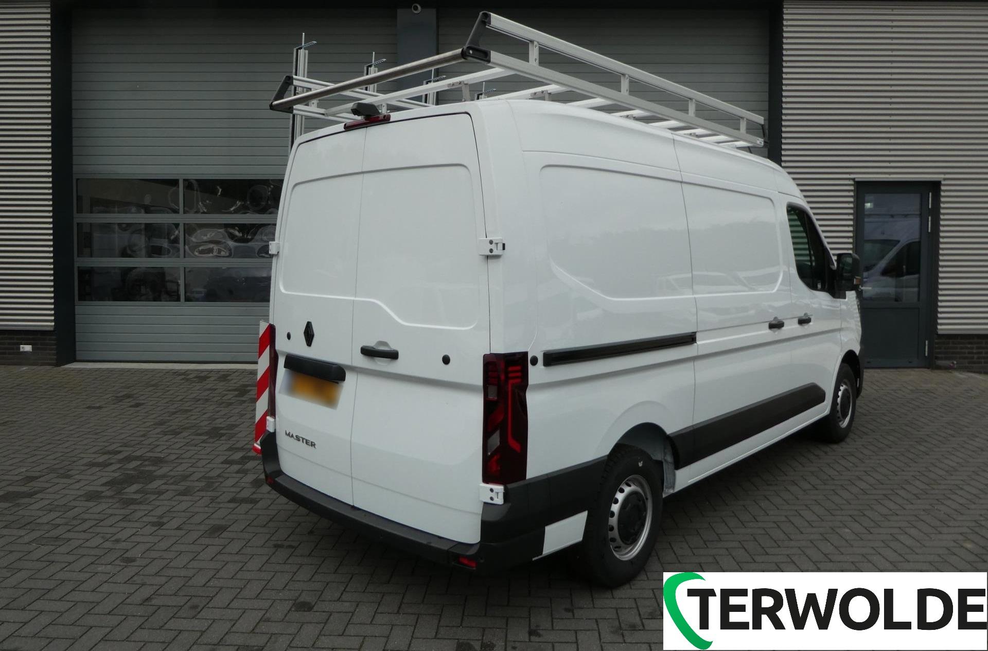 Nissan Interstar Interstar-e L2H2 Limited 87 kWh - Afbeelding 4