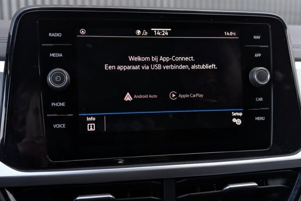 Apple Carplay/Android Auto