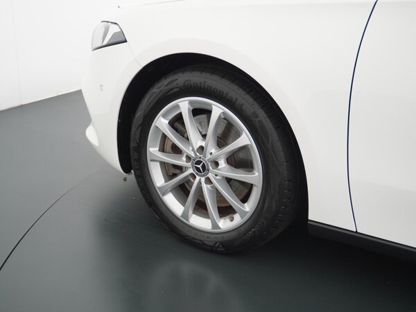 17" 10-spaakse lichtmetalen velgen 17" 10-spaakse lichtmetalen velgen