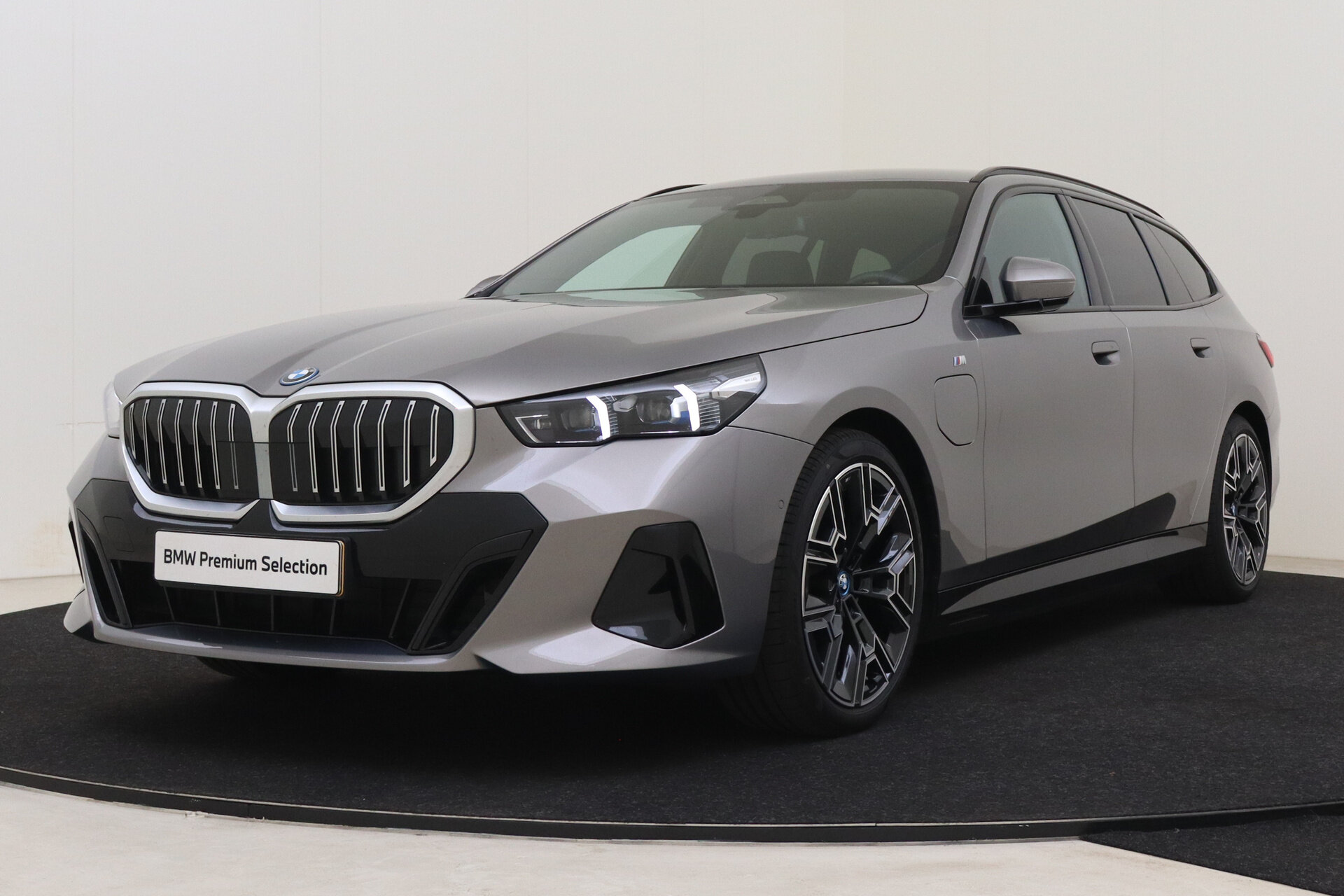 BMW 5 Serie Touring 530e M Sport Automaat