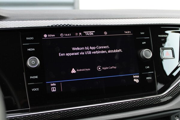 Apple Carplay/Android Auto