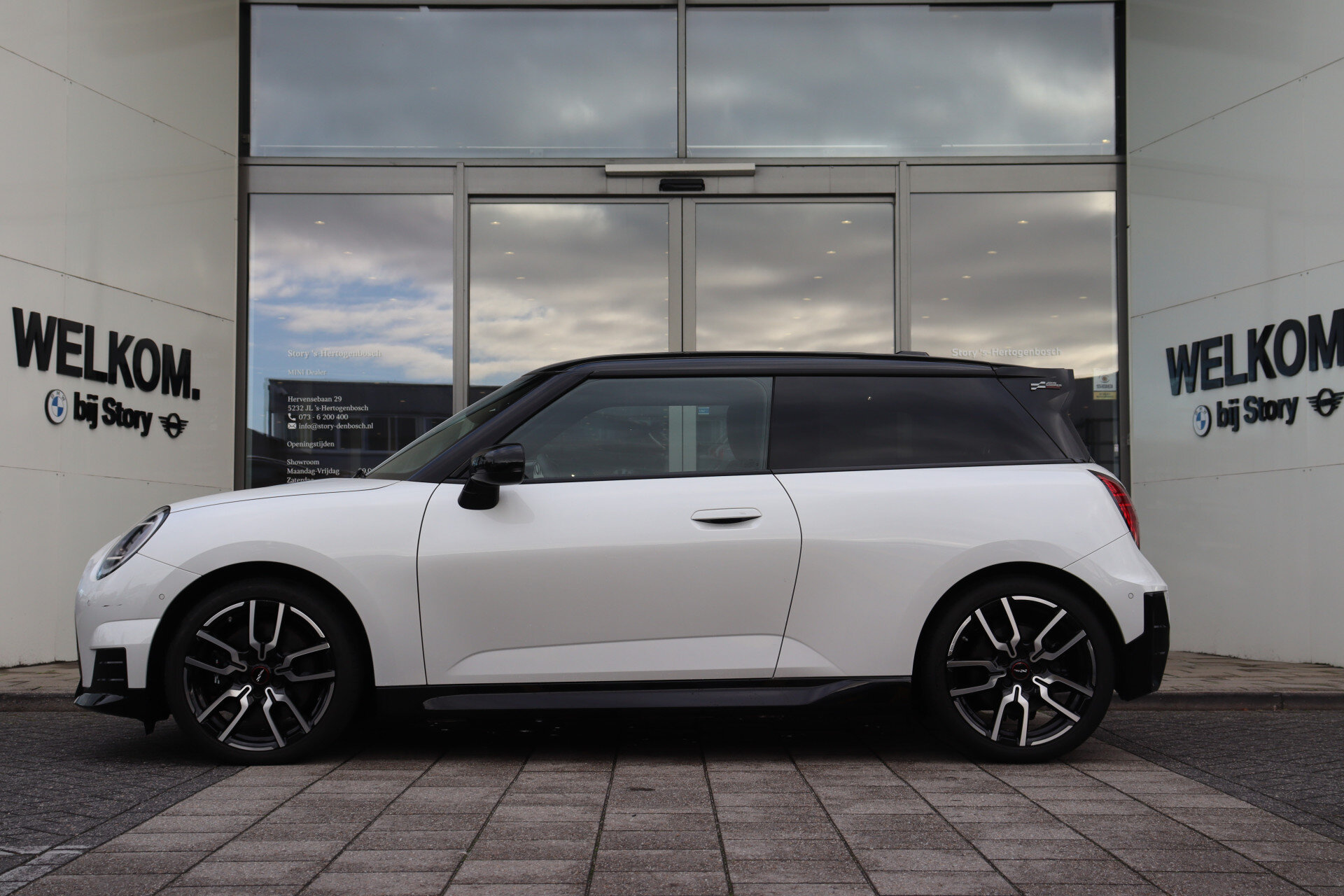 MINI Hatchback Cooper SE - Afbeelding 5