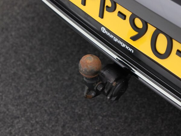 trekhaak elektrisch uitklapbaar