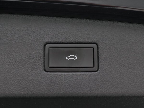 elektrisch bedienbare achterklep met sensorsturing