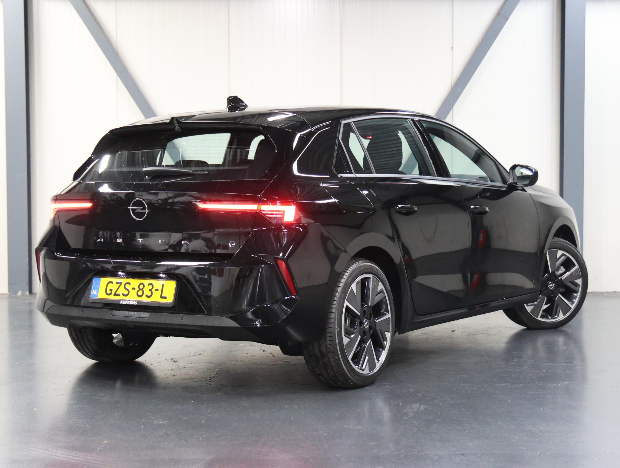 Opel Astra Electric 54 kWh Edition - Afbeelding 3