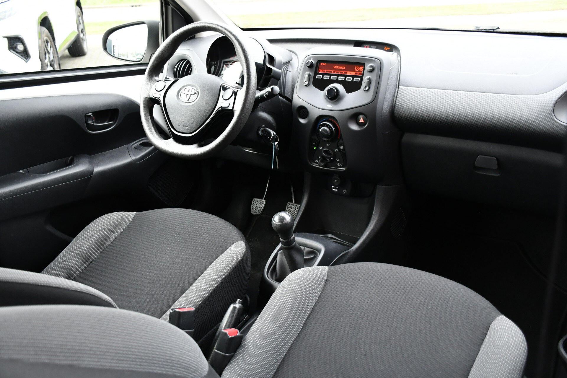 Toyota Aygo 1.0 VVT-i x-fun 5-deurs 69pk - Afbeelding 4