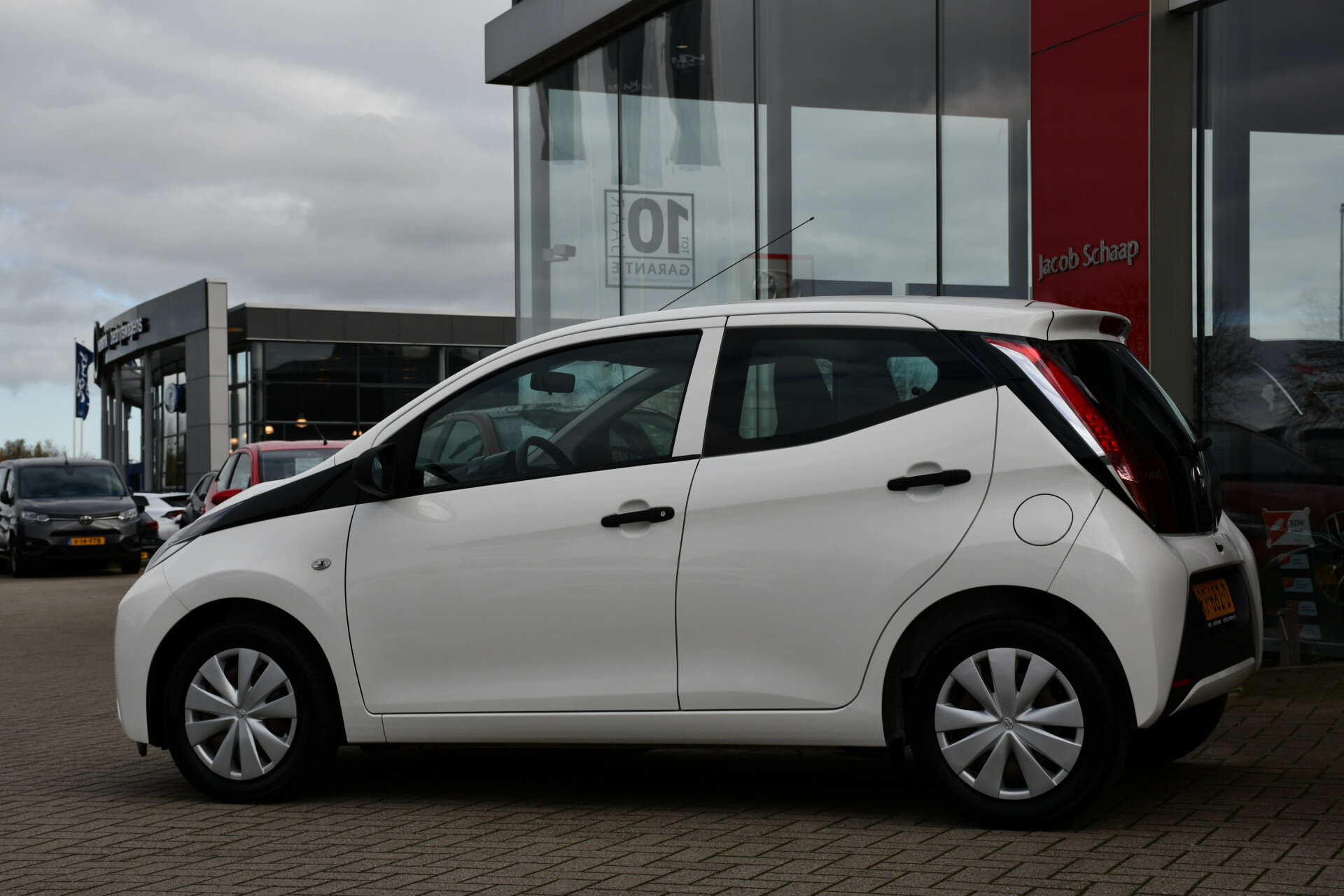 Toyota Aygo 1.0 VVT-i x-fun 5-deurs 69pk - Afbeelding 5