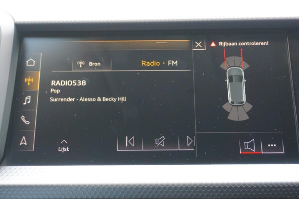 parkeersensor voor en achter parkeersensor voor en achter