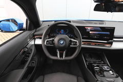 BMW 5 Serie Touring 530e M Sport Automaat - Afbeelding 3