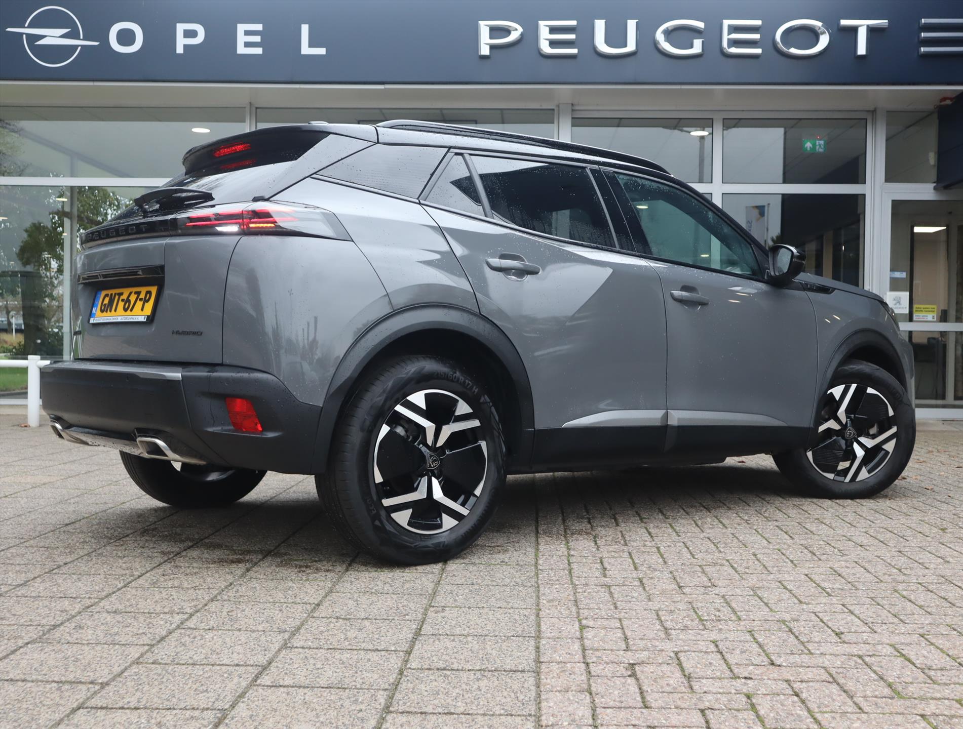 Peugeot 2008 SUV GT Mild-Hybrid 145PK e-DCS6 Automaat, Rijklaarprijs, Navigatie Camera Adaptieve cruise control - Afbeelding 4