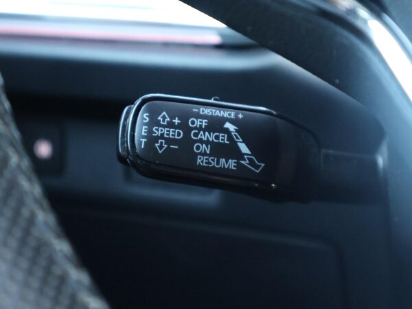 cruise control adaptief met Stop&Go cruise control adaptief met Stop&Go