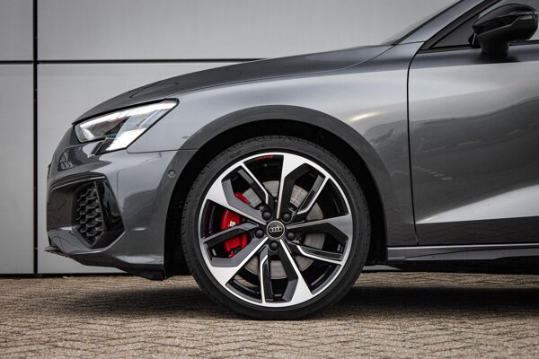 lichtmetalen velgen 19"