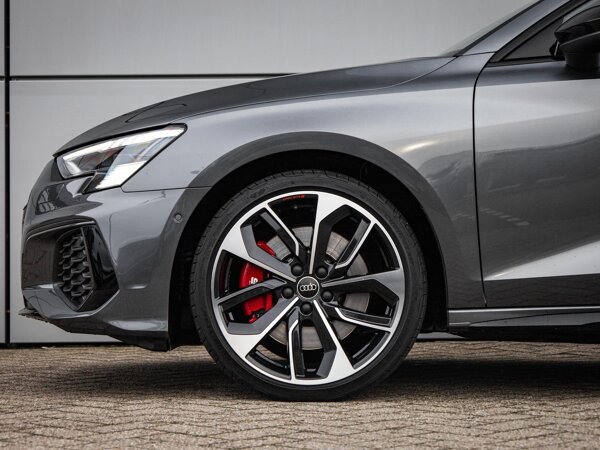 lichtmetalen velgen 19"