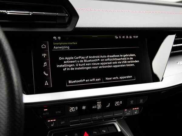 Apple Carplay/Android Auto