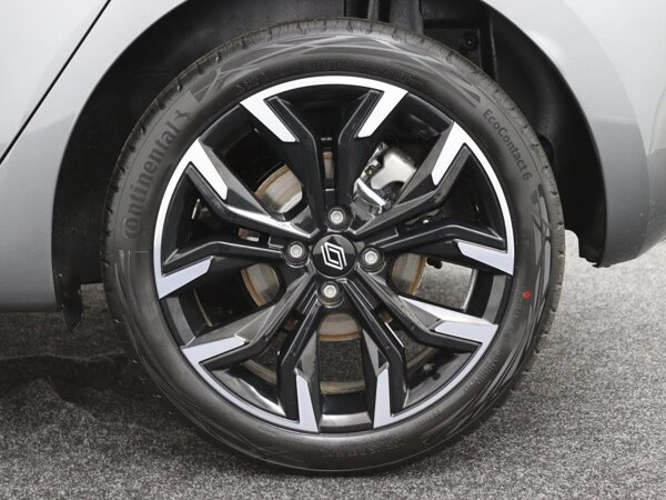 lichtmetalen velgen 6-spaaks 17"