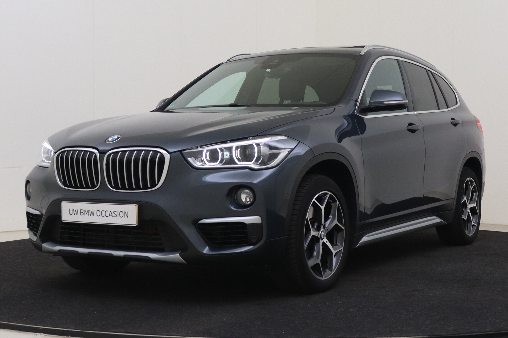 BMW X1 xDrive20i High Executive xLine Automaat