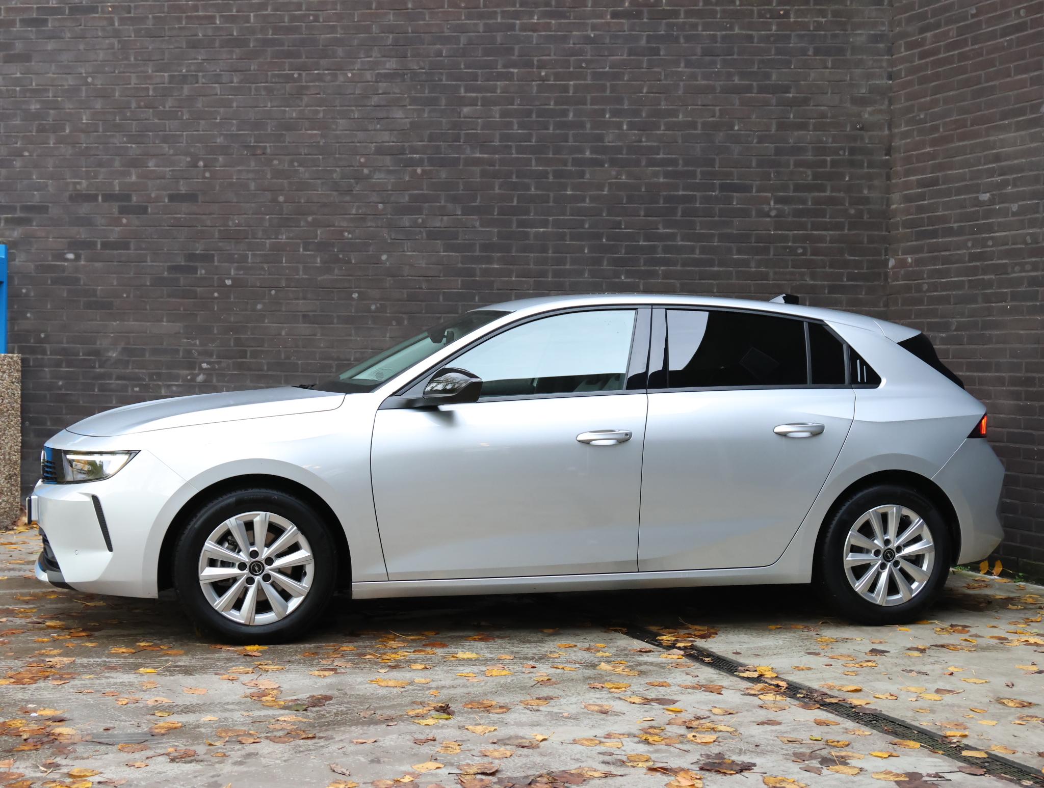 Opel Astra Business Edition 110pk - Afbeelding 2