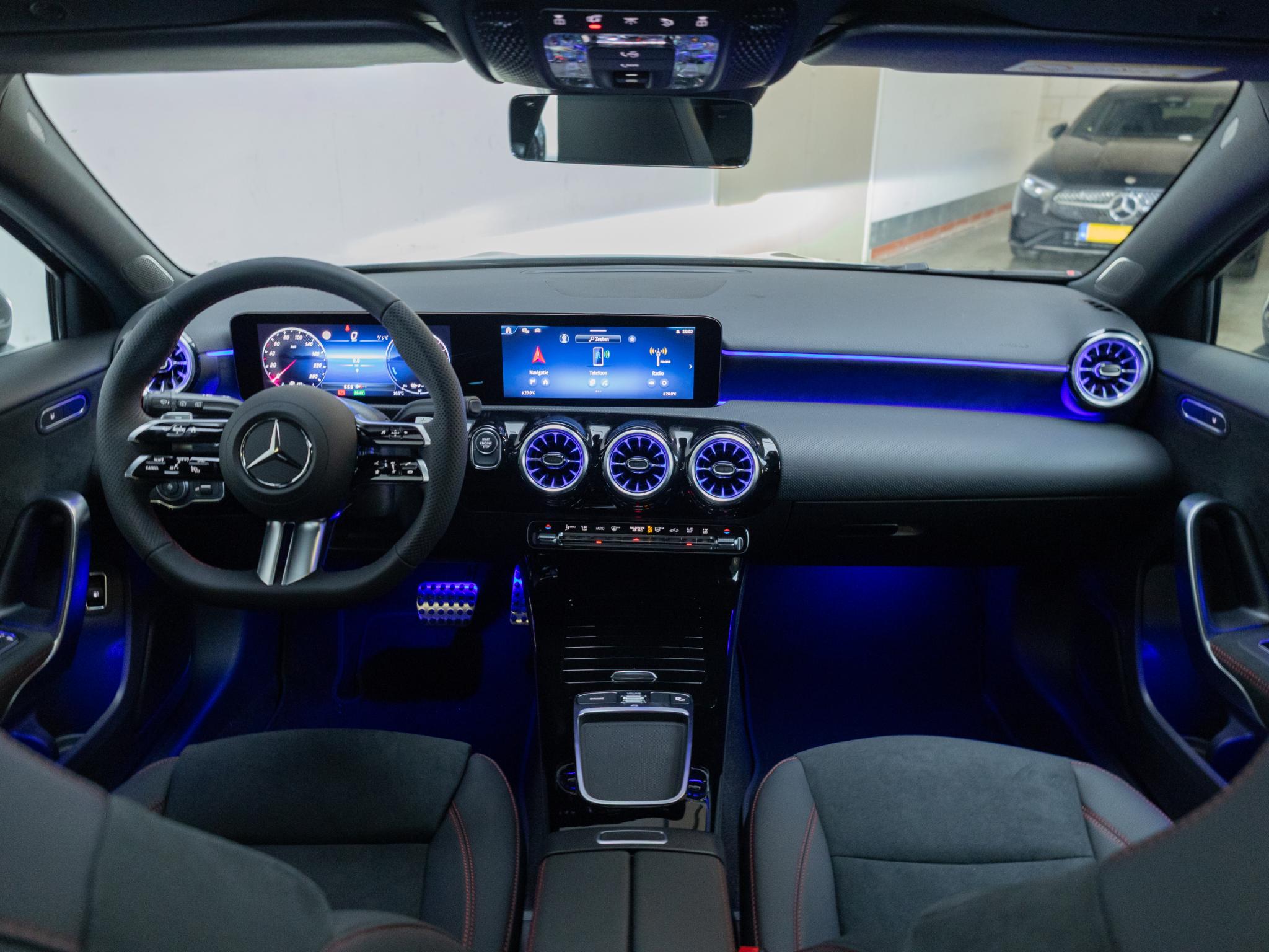 Mercedes-Benz A-Klasse Hatchback 250 e Business Solution AMG - Afbeelding 3