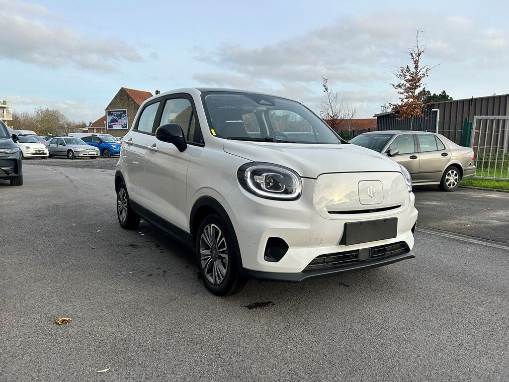 Leapmotor T03 DESIGN ELECTRIC 5DRS AUTOMAAT 95PK BEV * KEYLESS ENTRY * NAVIGATIE * BLIND SPOT *