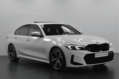BMW 3 Serie 320i M Sport Automaat - Afbeelding 2