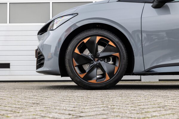 lichtmetalen velgen 5-spaaks 19" lichtmetalen velgen 5-spaaks 19"