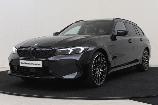 BMW 3 Serie Touring 330e High Executive M Sport Automaat