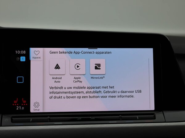 Apple Carplay/Android Auto Apple Carplay/Android Auto