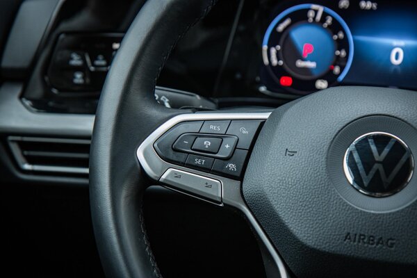 cruise control adaptief met Stop&Go en stuurhulp cruise control adaptief met Stop&Go en stuurhulp