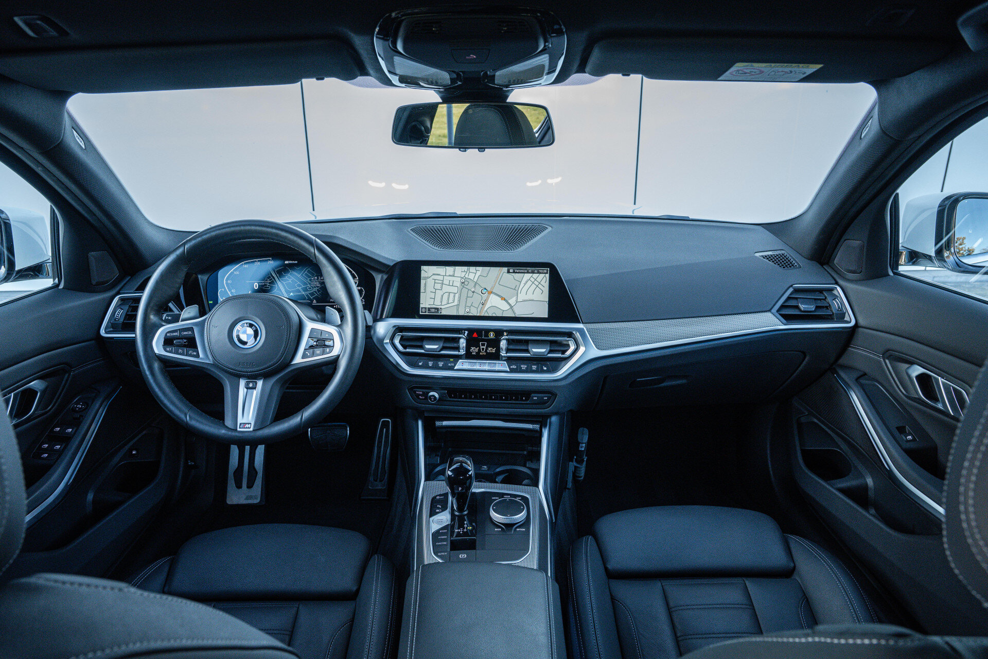 BMW 3 Serie 320e High Executive M Sport Automaat - Afbeelding 3