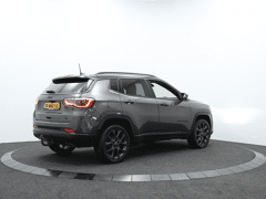 Jeep Compass 1.3T S | Trekhaak | Leder | Navigatie | Camera | Stoelverwarming - Afbeelding 2