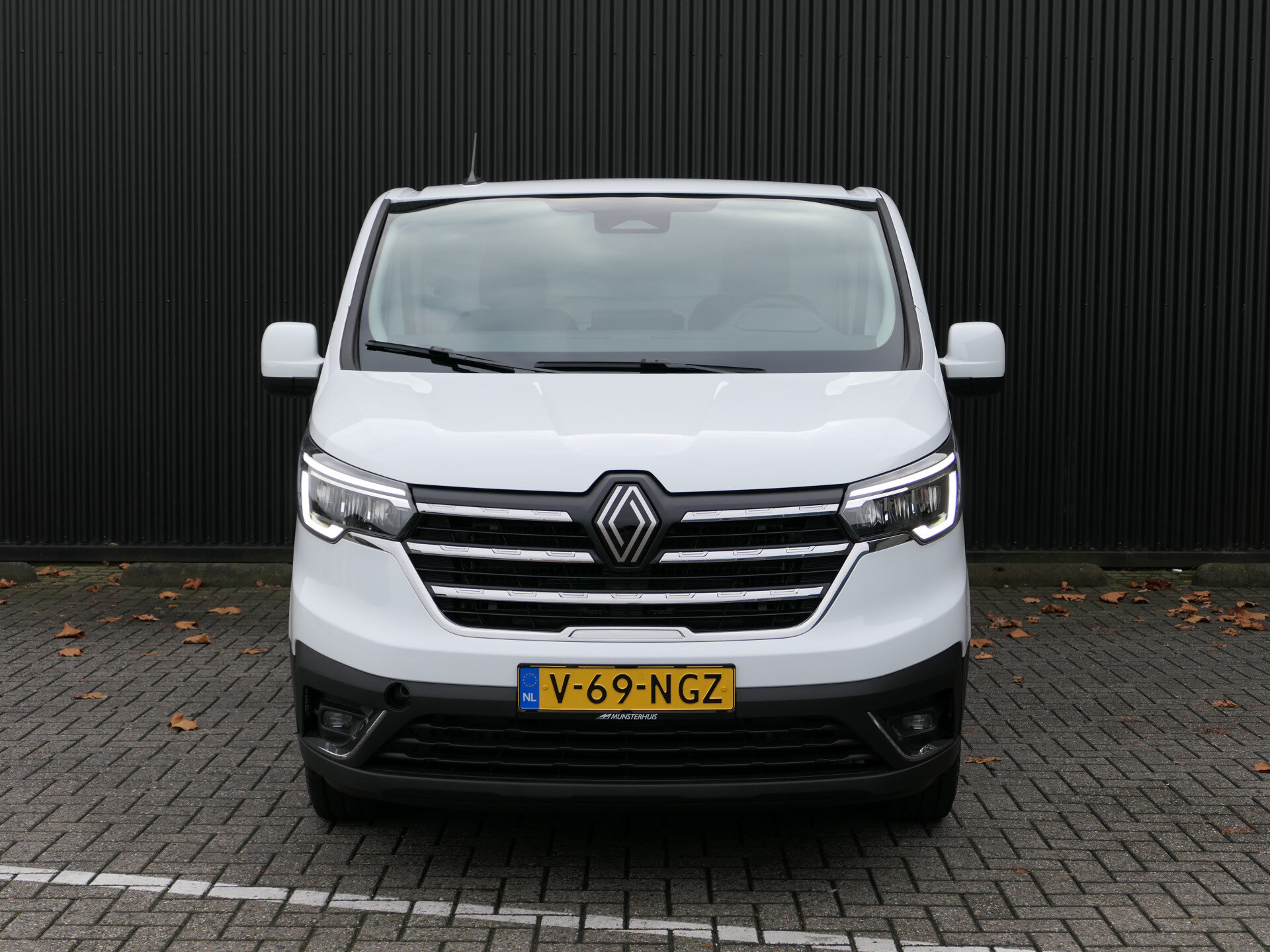 Renault Trafic E-Tech T29 L2H1 Advance 52 kWh *NIEUW* - Afbeelding 2